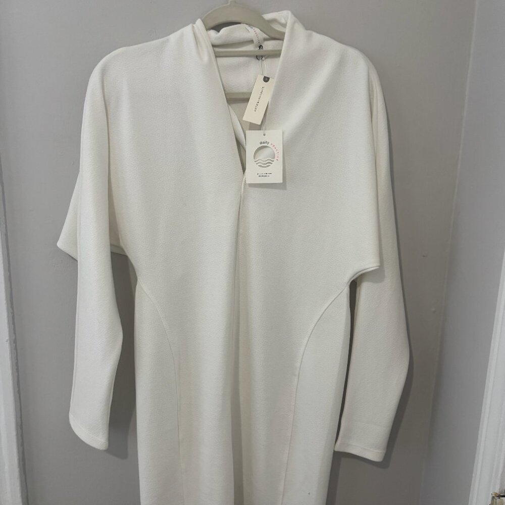 ANTHROPOLOGY WHITE LONG SLEEVE MINI DRESS- SIZE M